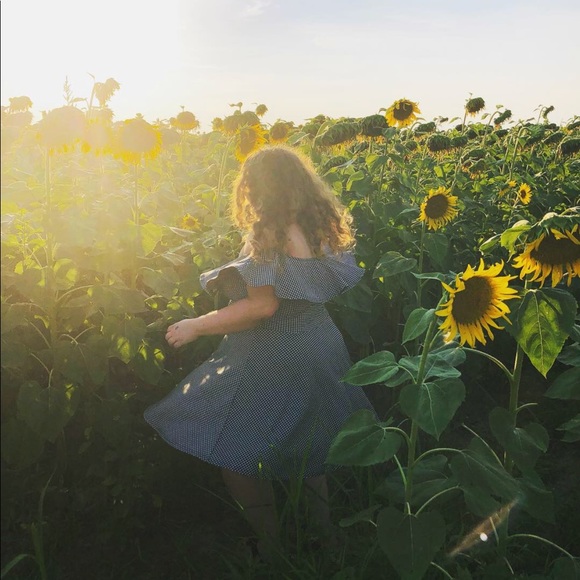 Welcome to my closet! - Picture 1 of 1